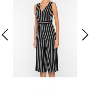 DKNY V Neck Jumpsuit Sz 12 Black and White Striped